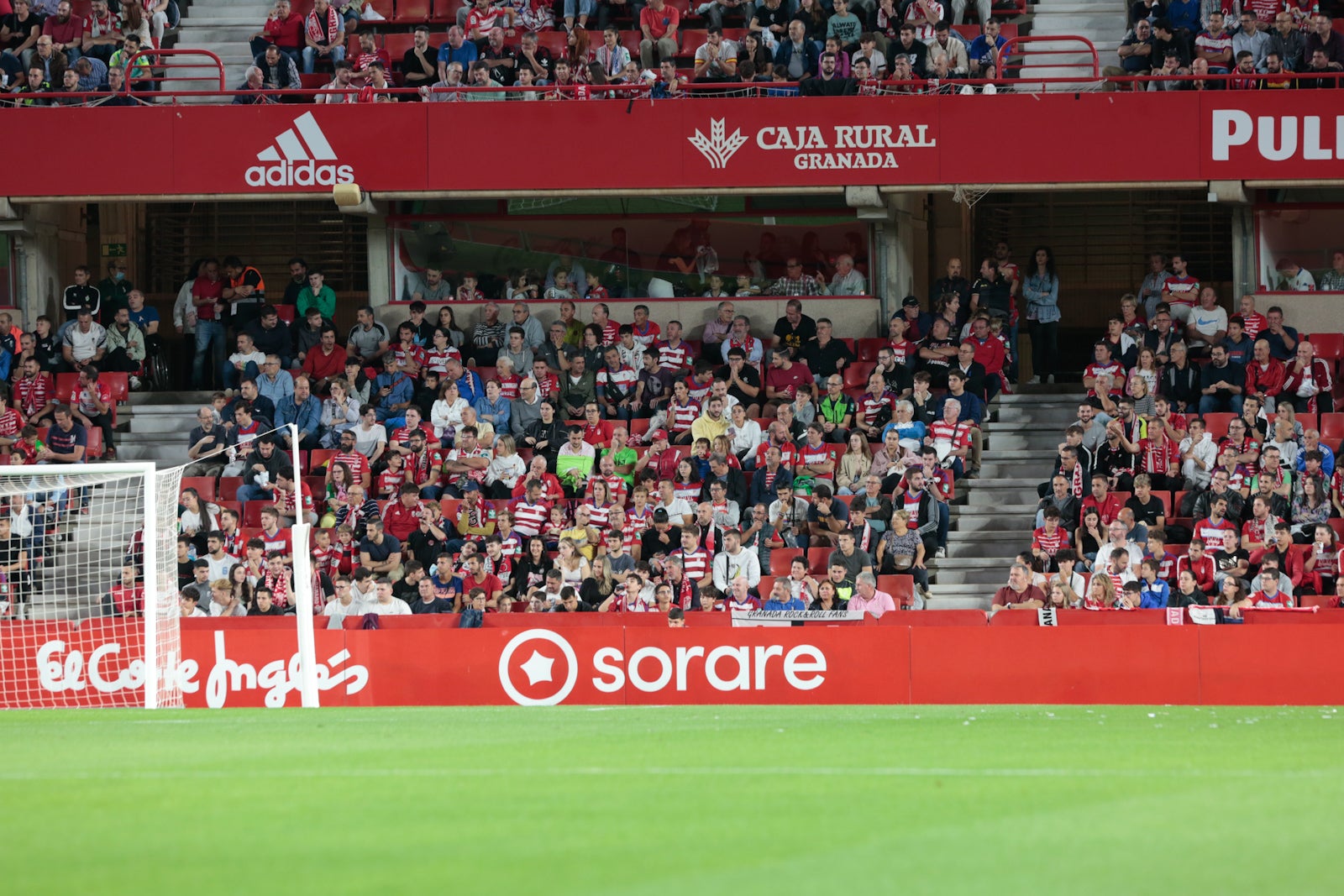 Fotos: Encuéntrate en la grada del Nuevo Los Cármenes en el Granada-Zaragoza