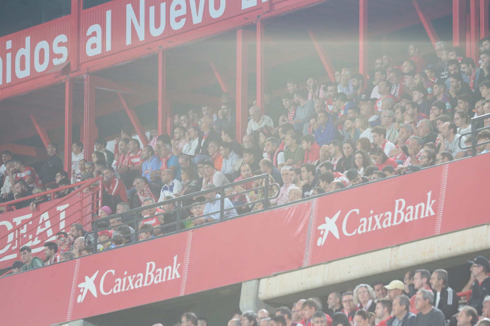 Fotos: Encuéntrate en la grada del Nuevo Los Cármenes en el Granada-Zaragoza