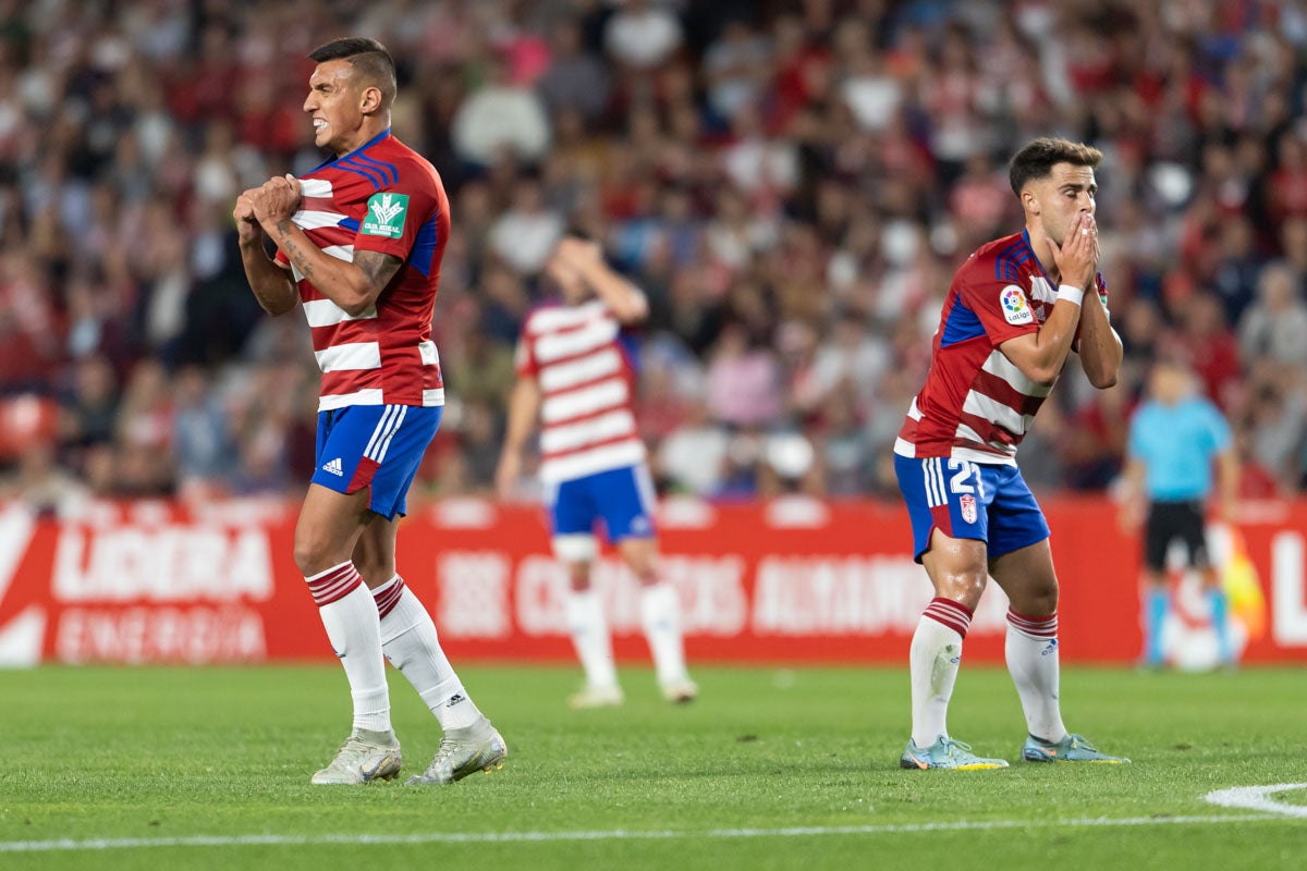 Fotos: Las mejores imágenes del Granada-Zaragoza