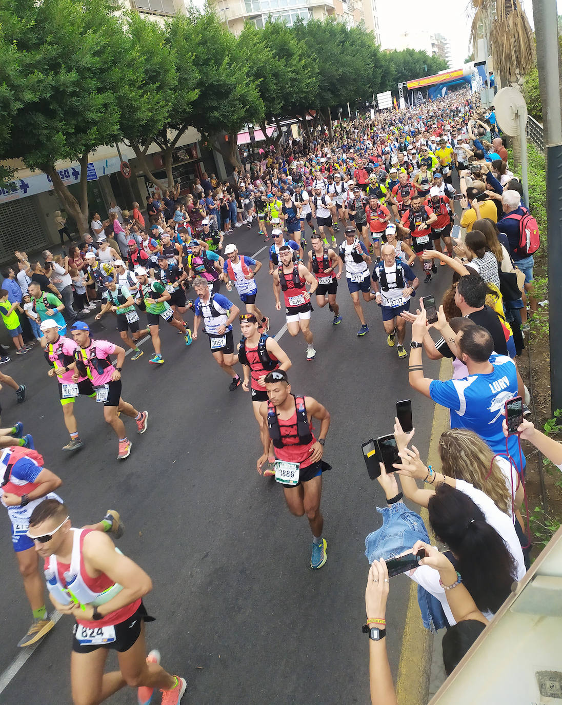 La prueba, considerada como una de las más exigentes de las que se realizan en España, concentra alrededor de 6.500 deportistas que realizarán un recorrido con grandes novedades para la presente edición