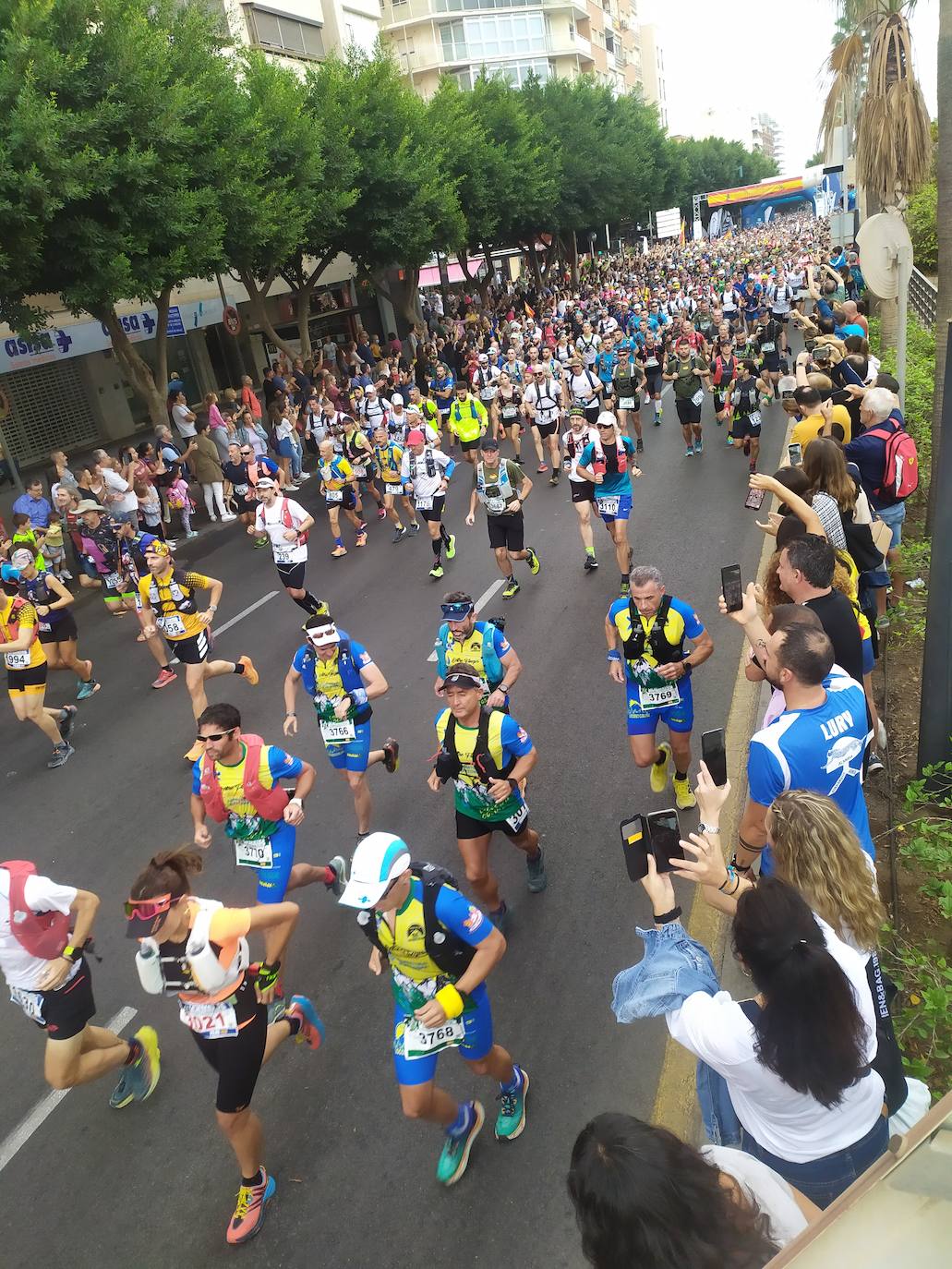 La prueba, considerada como una de las más exigentes de las que se realizan en España, concentra alrededor de 6.500 deportistas que realizarán un recorrido con grandes novedades para la presente edición