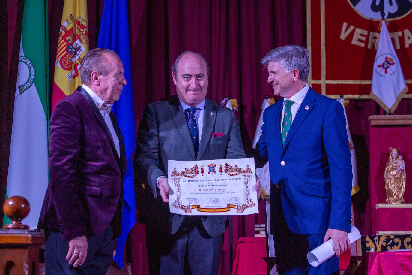 Momento de la ceremonia celebrada en Santa Isabel la Real.