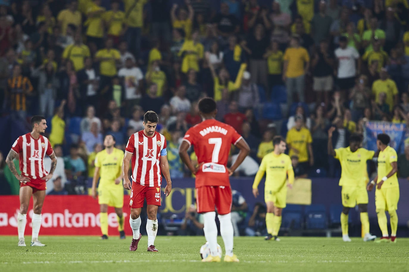 Momento del duelo disputado en el estadio de La Cerámica.