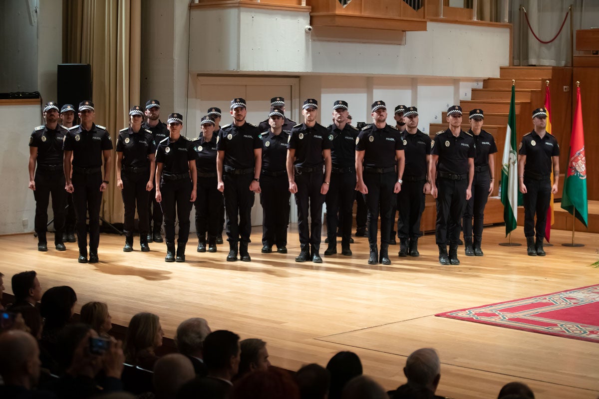 El Cuerpo celebra en la capital el día de su patrón, el Ángel Custodio