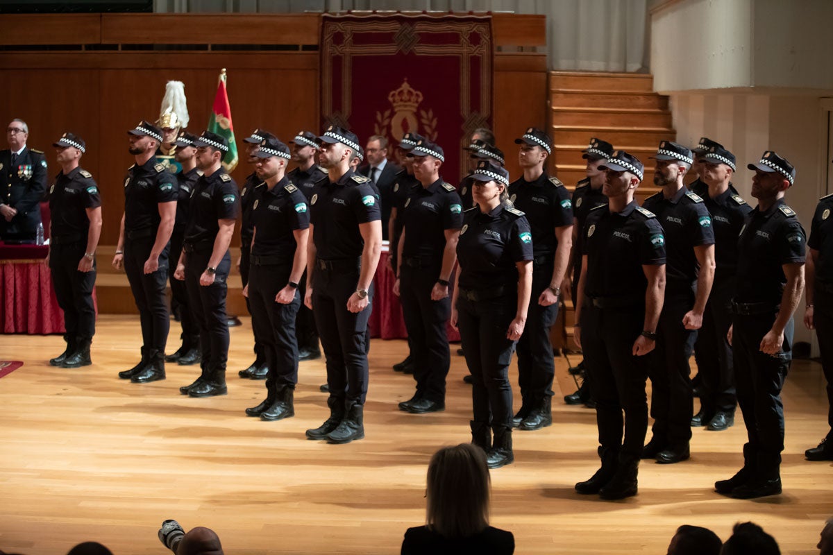 El Cuerpo celebra en la capital el día de su patrón, el Ángel Custodio