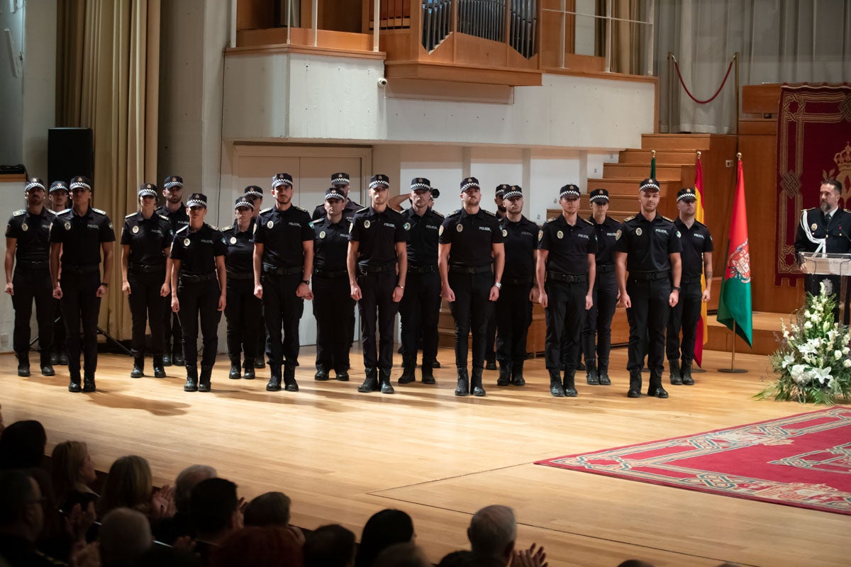 El Cuerpo celebra en la capital el día de su patrón, el Ángel Custodio