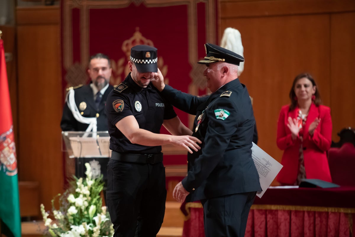 El Cuerpo celebra en la capital el día de su patrón, el Ángel Custodio