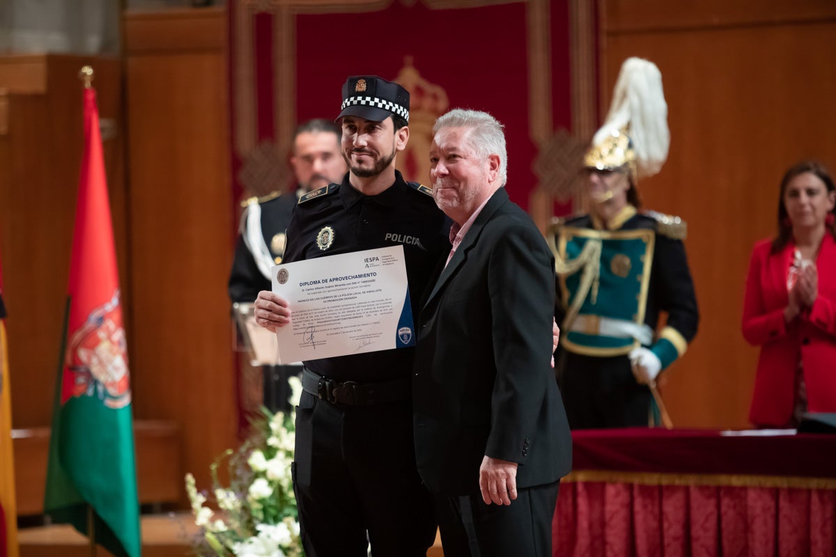El Cuerpo celebra en la capital el día de su patrón, el Ángel Custodio