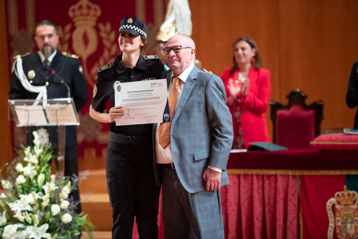 El Cuerpo celebra en la capital el día de su patrón, el Ángel Custodio