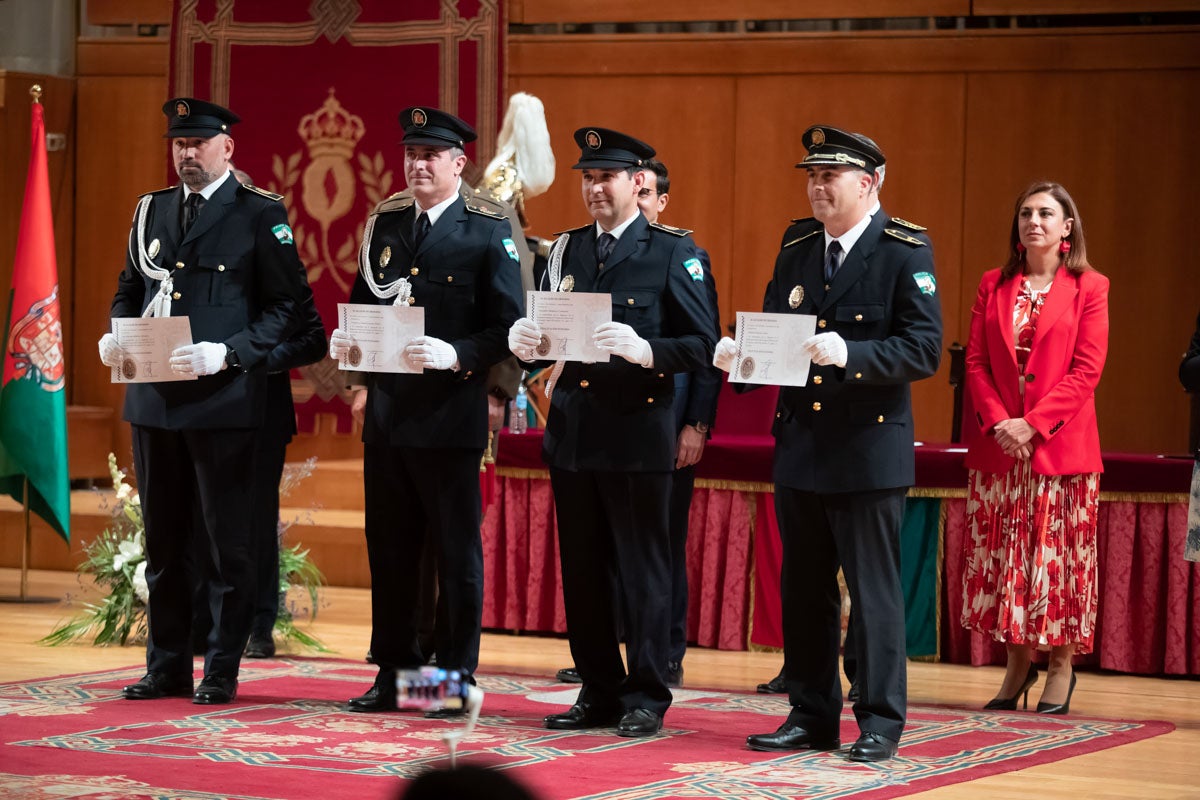 El Cuerpo celebra en la capital el día de su patrón, el Ángel Custodio