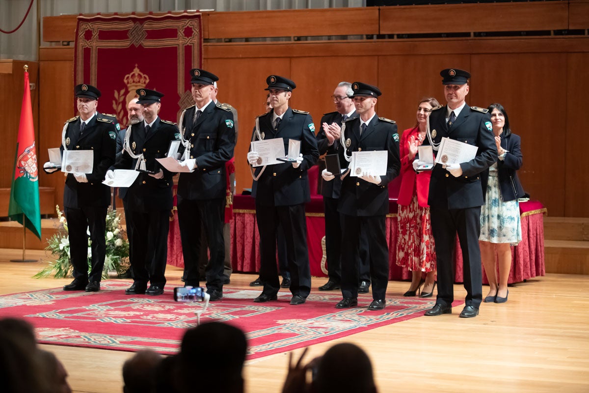 El Cuerpo celebra en la capital el día de su patrón, el Ángel Custodio