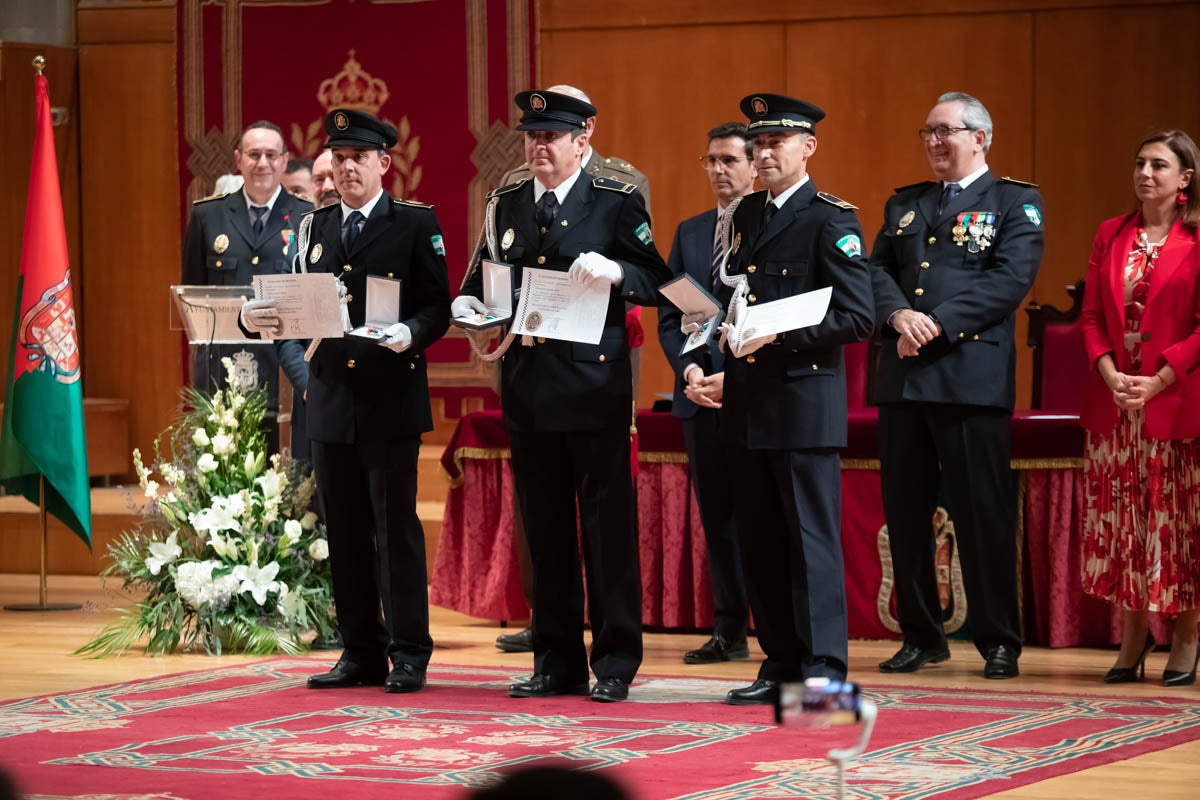 El Cuerpo celebra en la capital el día de su patrón, el Ángel Custodio