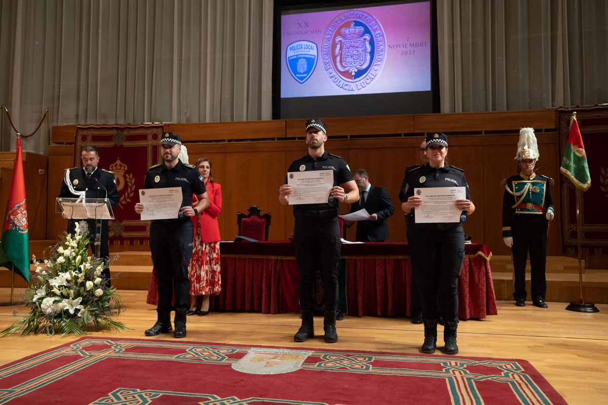 El Cuerpo celebra en la capital el día de su patrón, el Ángel Custodio