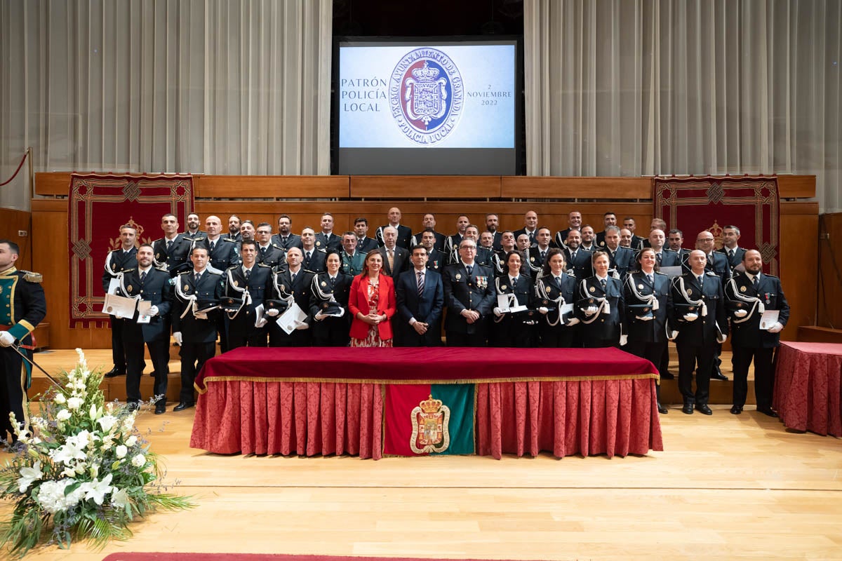 El Cuerpo celebra en la capital el día de su patrón, el Ángel Custodio