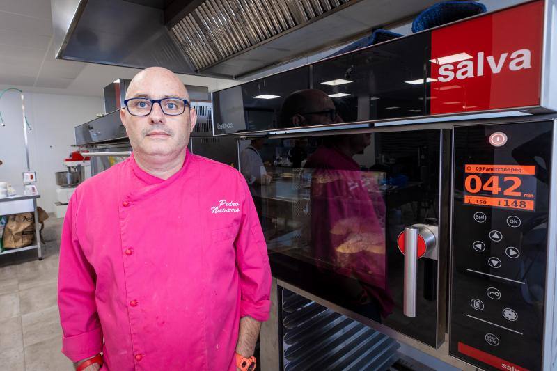 Pedro Navarro, de la panadería Casildo de Baza. 