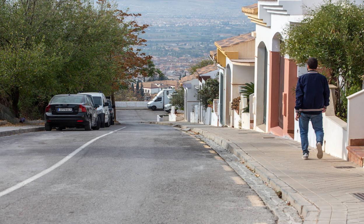 Calle Patio de la Alberca, donde se produjeron algunos robos en coches aparcados la semana pasada. 