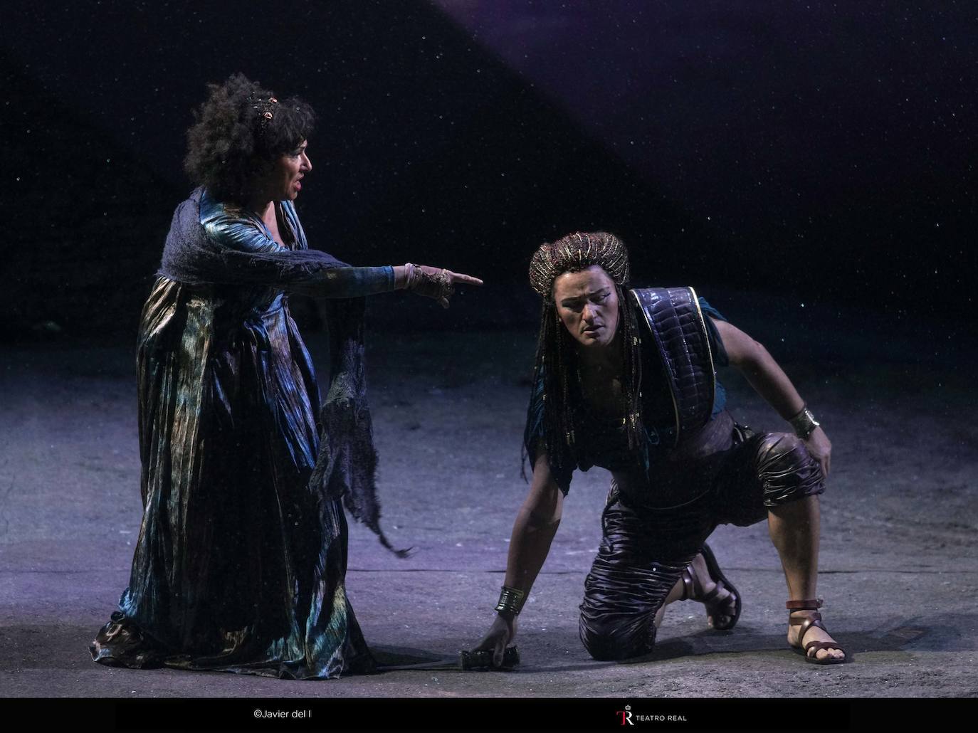 Escenas de 'Aída' en el Teatro Real