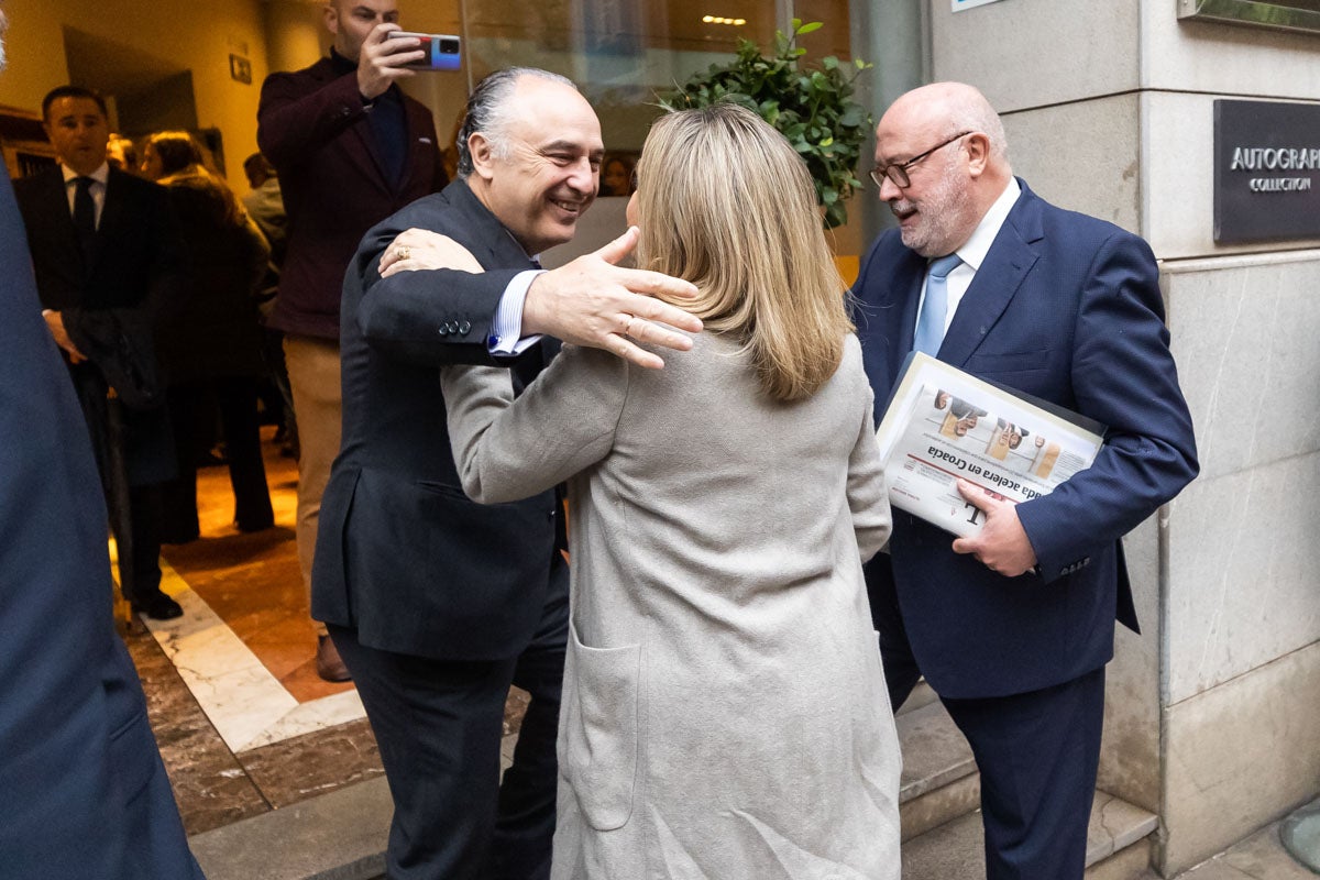 Desayuno informativo con la consejera de Fomento, Marifrán Carazo, en el hotel Santa Paula