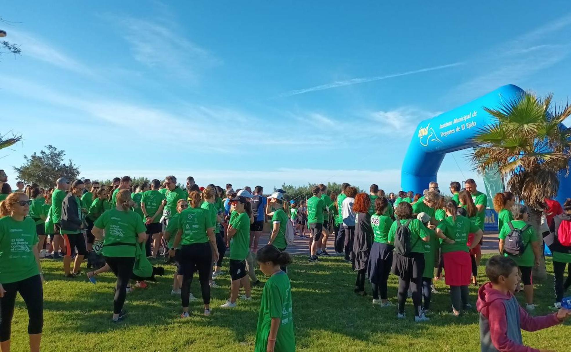 Carrera de la Asociación Española Contra el Cáncer en El Ejido, Almerimar | Una carrera por la vida