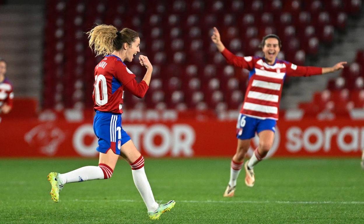 Lauri celebra el golazo con el que abrió el marcador. 