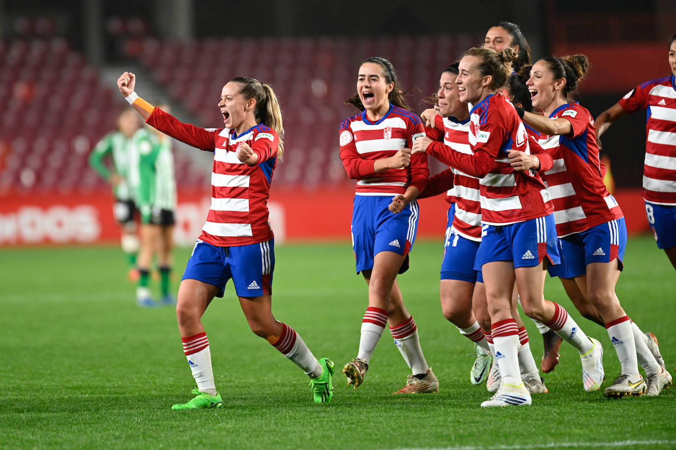 Las jugadoras rojiblancas derrotaron con una Pamela estelar al Betis, uno de los 'cocos' del torneo.