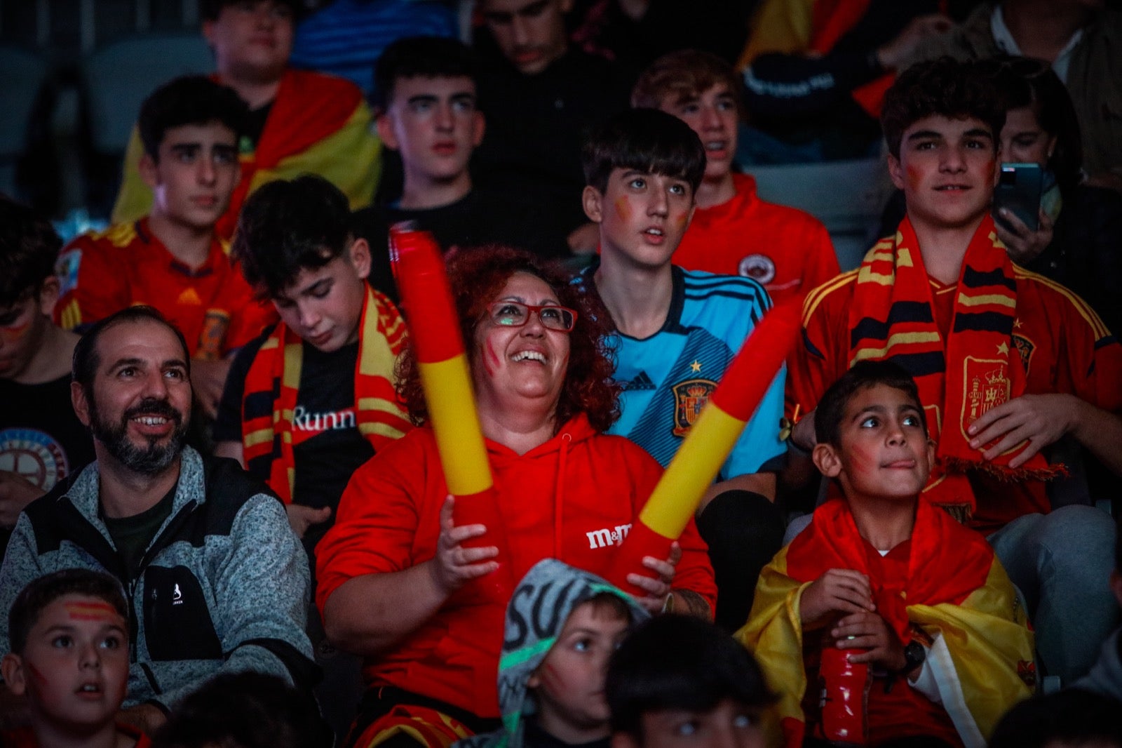 Ambiente en el Palacio de Deportes de Granada. 