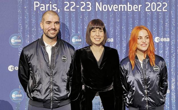 Pablo Álvarez y Sara García junto a la ministra de Ciencia e Innovación Diana Morant.