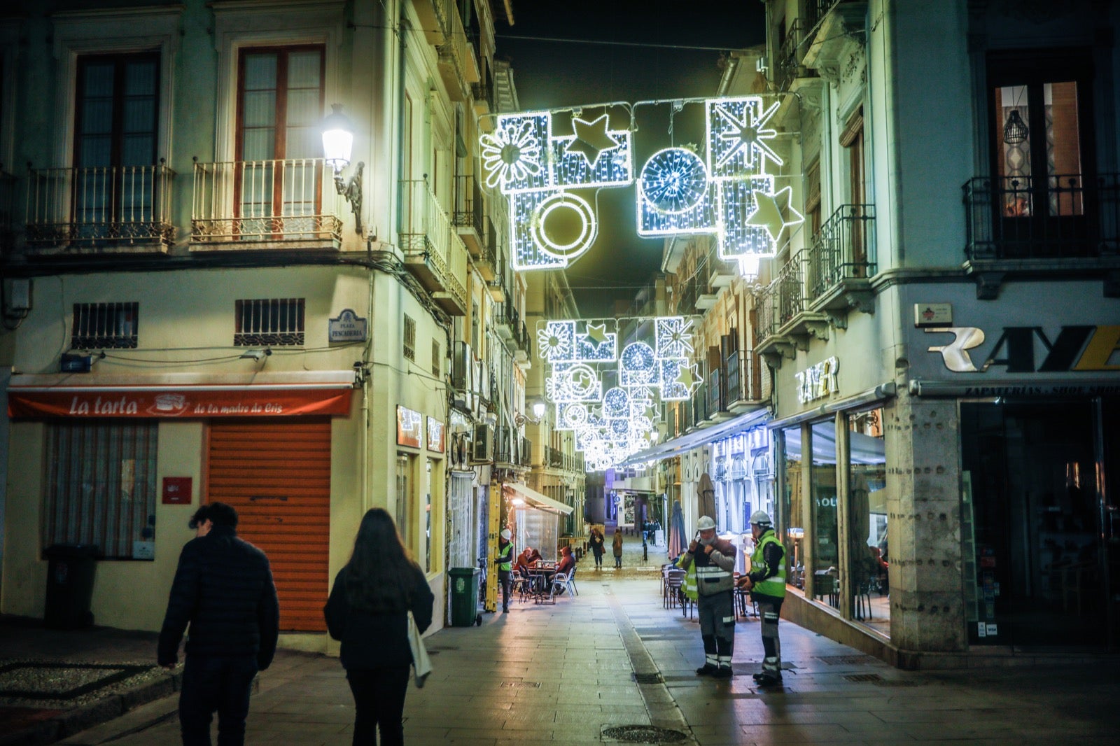 El Ayuntamiento prueba que todos los dispisitivos luminosos instalados para Navidad funcionan correctamente