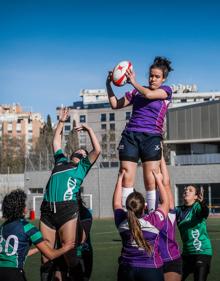 Imagen secundaria 2 - Rugby Veleta, 15 años de lucha contra el machismo