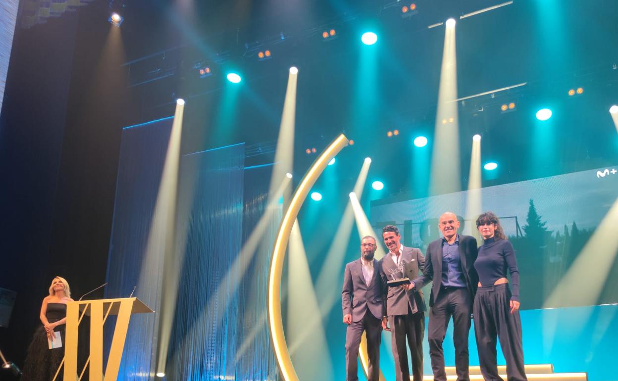 La serie 'Apagón' fue una de las triunfadoras de la clausura, conducida por Cayetana Gillén Cuervo. 