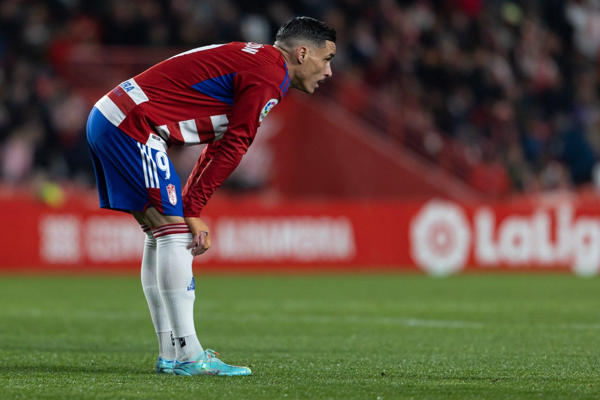 Las mejores imágenes del partido disputado este viernes en Los Cármenes