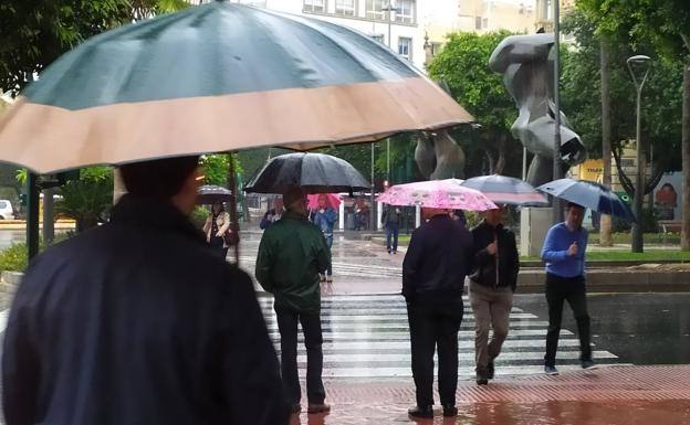 AEMET activa la alerta por lluvias en las ocho provincias de Andalucía.