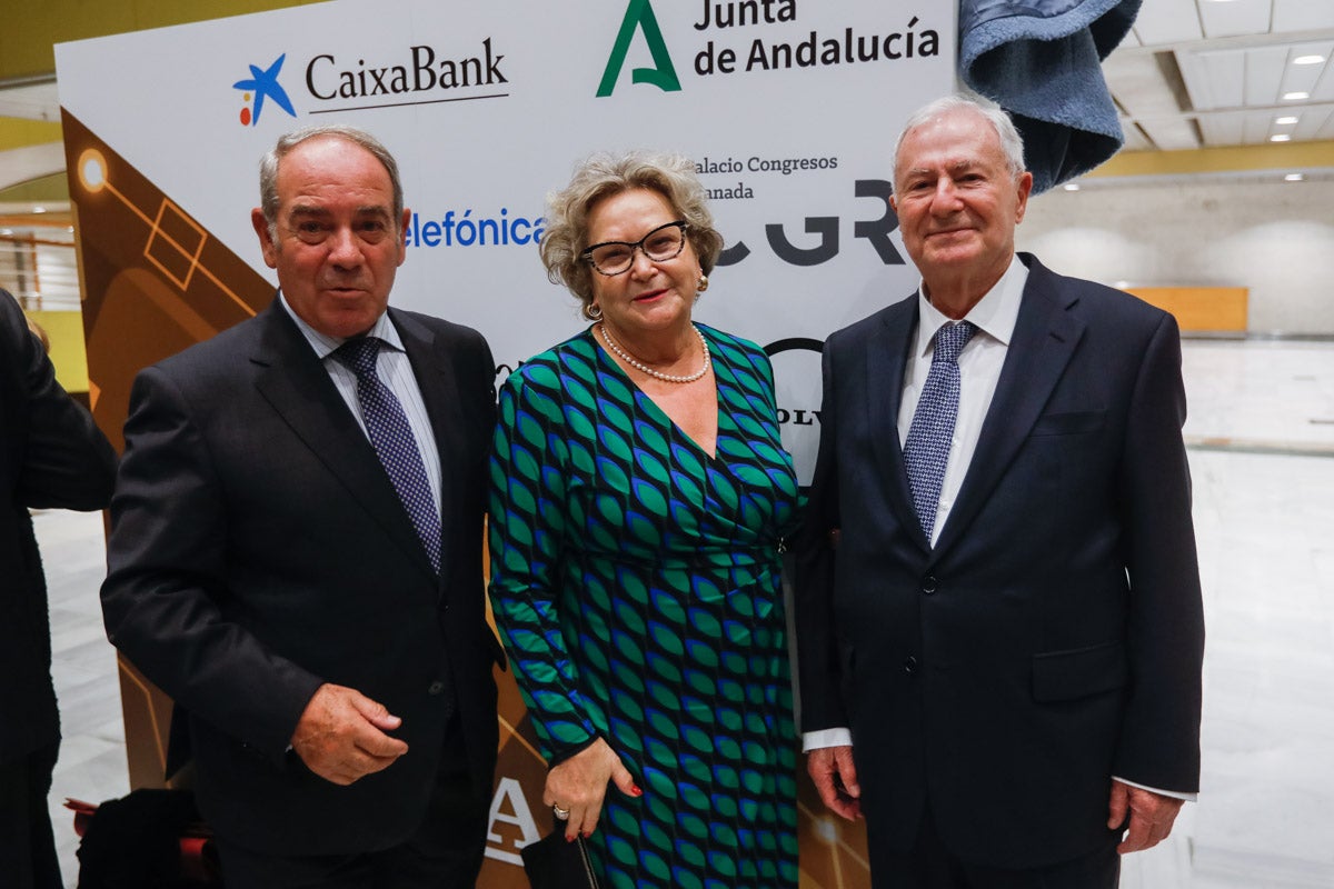 Los premiados e invitados tuvieron la ocasión de hablar distendidamente durante el cóctel posterior a la gala