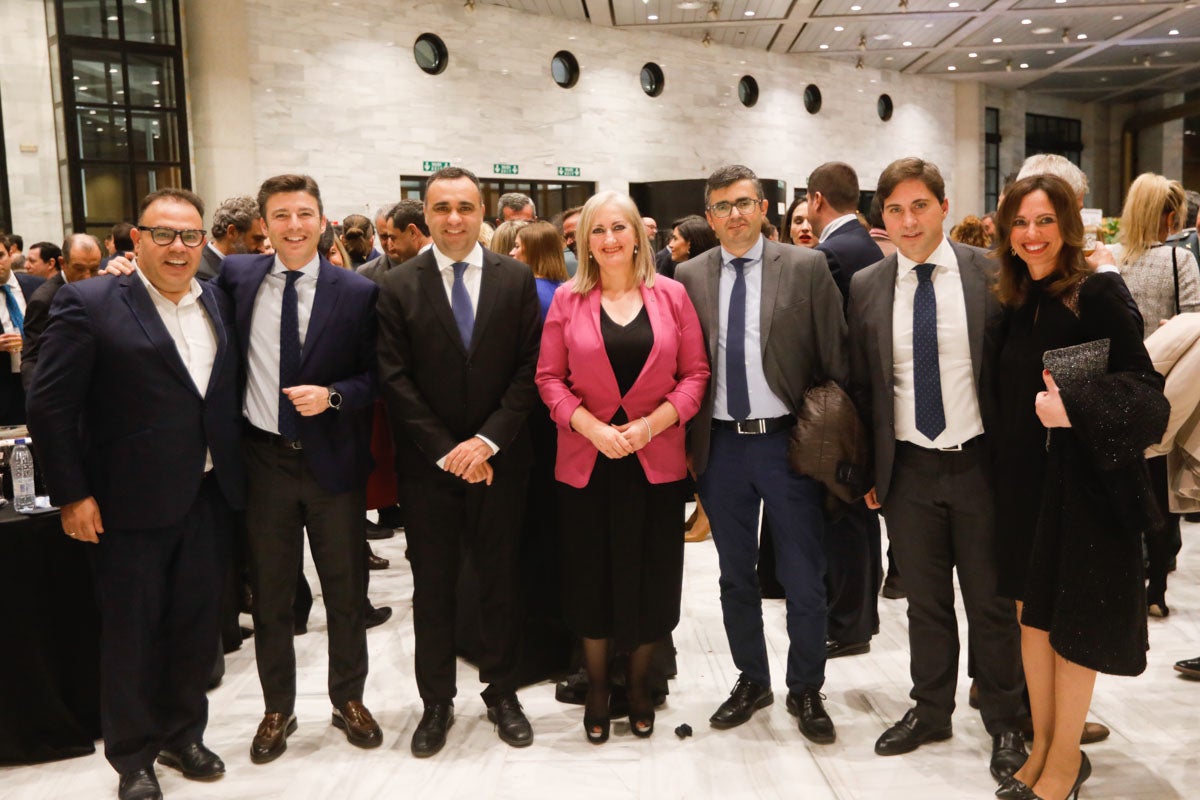 Los premiados e invitados tuvieron la ocasión de hablar distendidamente durante el cóctel posterior a la gala