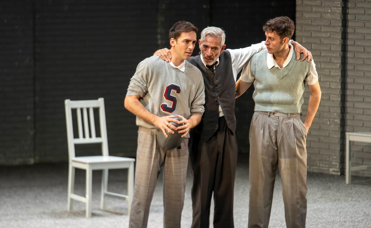 Teatro en Almería | Imanol Arias borda el personaje de Willy Loman en 'Muerte de un viajante'