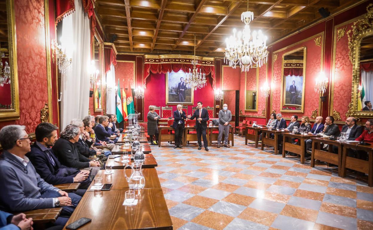 Reunión del equipo técnico de la candidatura granadina, el pasado lunes. 