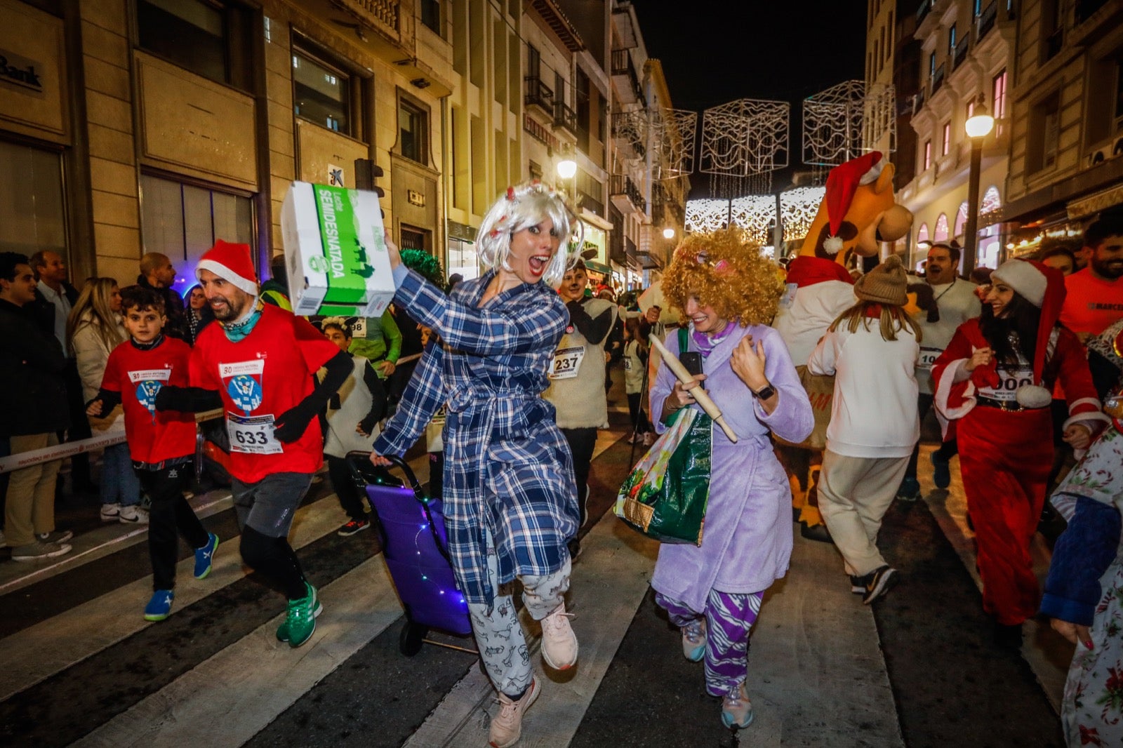 Carrera Nocturna de Disfraces de Granada. 