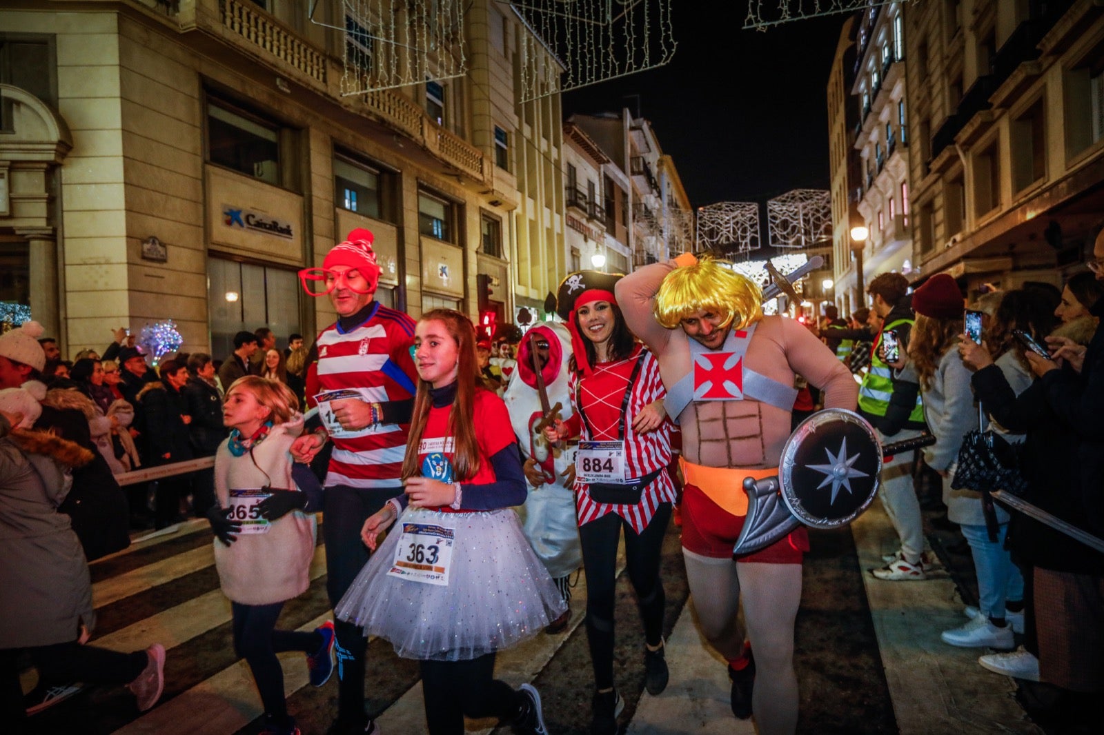 Carrera Nocturna de Disfraces de Granada. 
