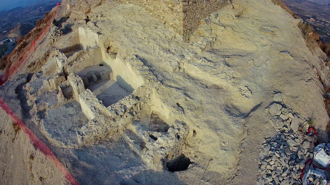 Cultura | Patrimonio Histórico | Dos viviendas andalusíes afloran en los trabajos arqueológicos del Castillo de Tabernas