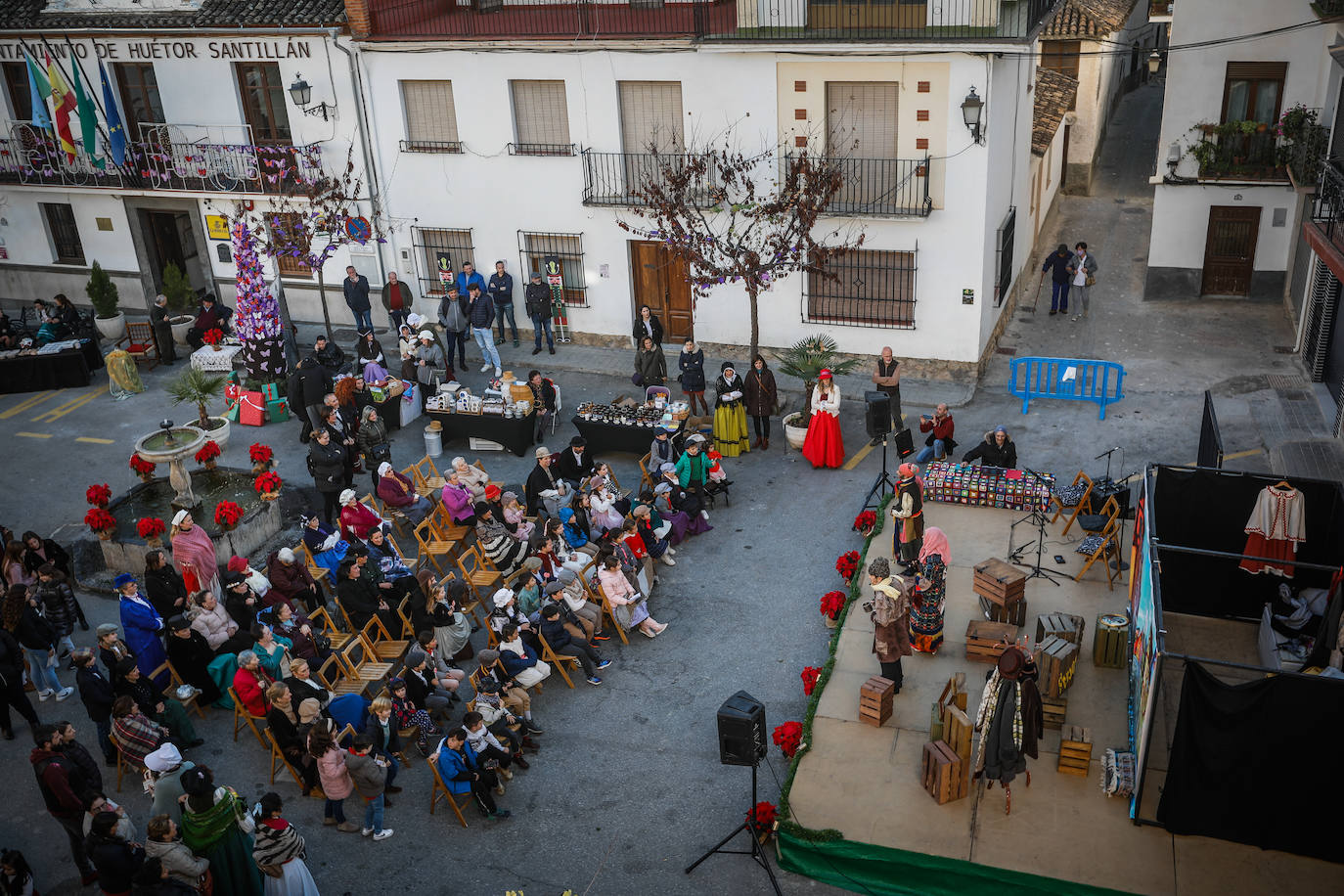El pueblo granadino recrea una escena de la Londres victoriana a la perfección