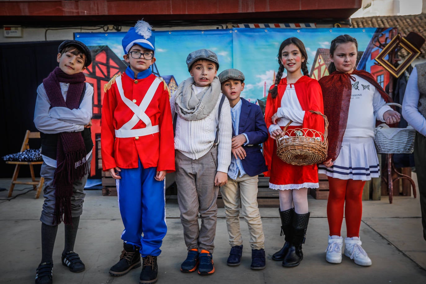El pueblo granadino recrea una escena de la Londres victoriana a la perfección