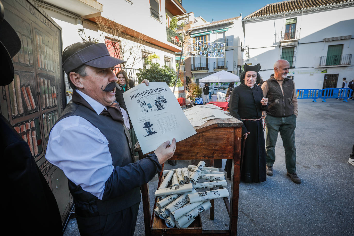 El pueblo granadino recrea una escena de la Londres victoriana a la perfección