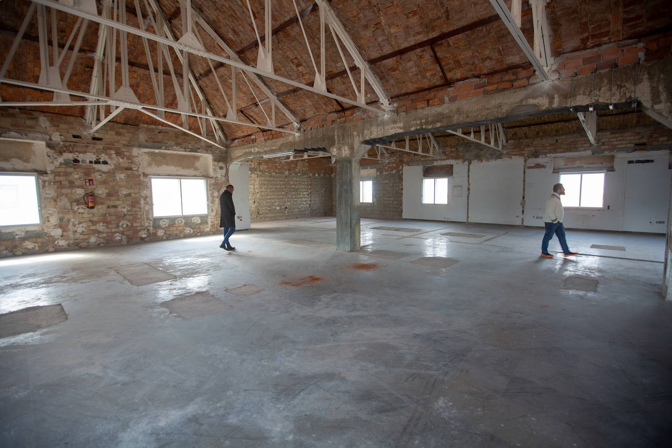 Dentro de Cetarsa, el edificio dormido de Granada