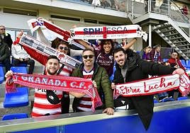 Aficionados del Granada en Huesca, último desplazamiento del equipo.