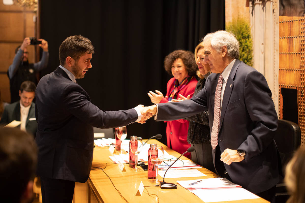 Acto de entrega de los Premios Talento estudiantado de la UGR