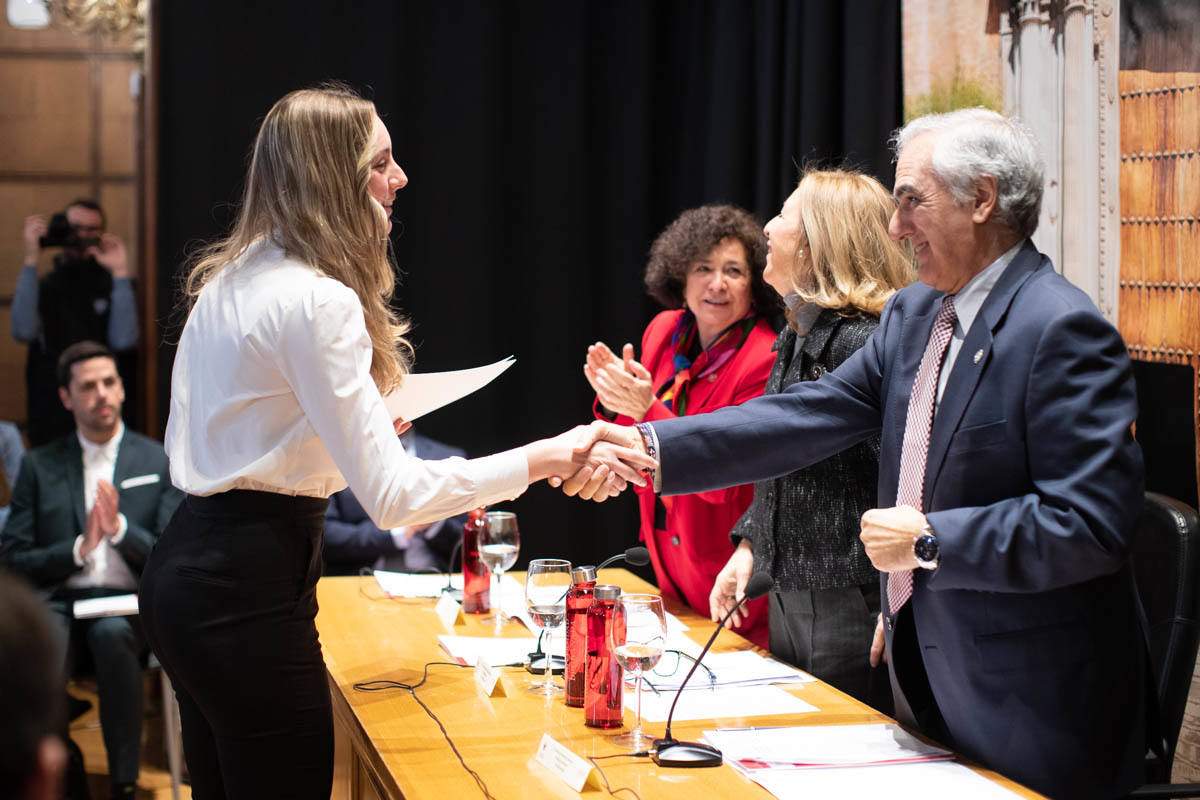 Acto de entrega de los Premios Talento estudiantado de la UGR