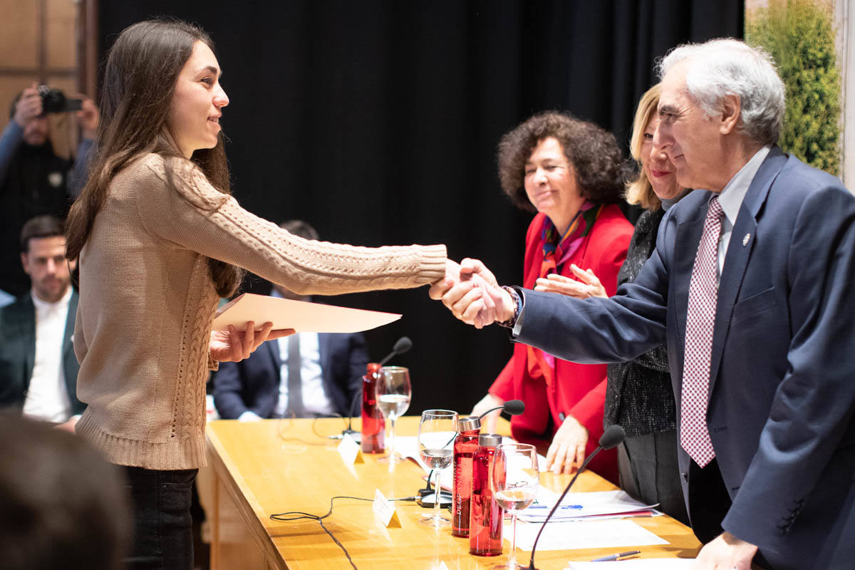 Acto de entrega de los Premios Talento estudiantado de la UGR