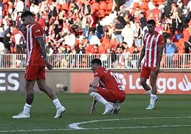 El Almería jugó con miedo y eso se paga con derrota.