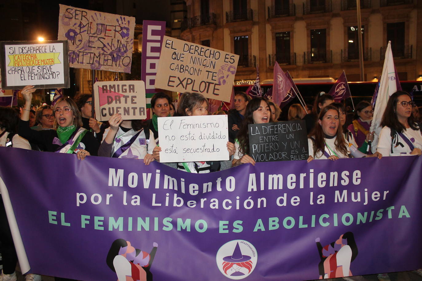 Miles de voces contra el machismo