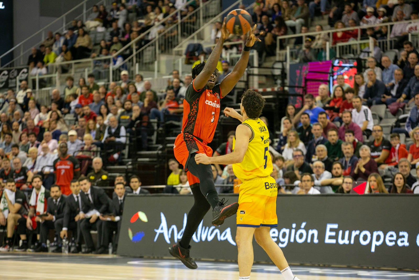 Las imágenes del Covirán Granada - Gran Canaria